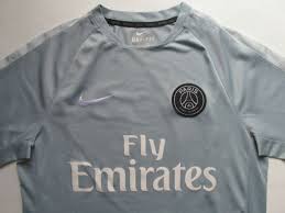 The changes in france football kit have been dramatic where the modern kits have been made lighter and durable. Paris Saint Germain 2014 2015 Training Football Shirt By Nike Psg Paris Parissaintgermain Nike France League1 Maillot Jersey Soccerjersey Footballshi