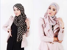 Maybe you would like to learn more about one of these? Perbedaan Kerudung Pashmina Ceruti Diamond Dan Crepe Kerudung Pashmina