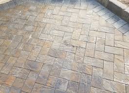 Illustrated example of how to set out herringbone patterns with rectangular block pavers. Hardscape Builder On Twitter 4 1 2 X 9 Cambridge Ledgestone Pavers In Fellspoint Baltimore 45 Degree Herringbone Pattern Toffee Onyx Lite Color Border Is Onyx Natural Color Hotlooking Https T Co Oroj8de7el