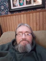 Has anyone had their car window busted