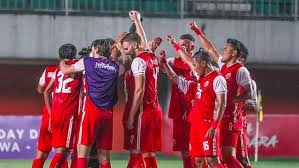 Selain marko simic yang tak tergantikan, persija juga mempunyai osvaldo haay, taufik hidayat, dan alfriyanto nico saputro. Tekuk Persib Persija Juara Piala Menpora 2021 Raih Rp 2 M
