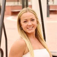 Danielle Denning's Instagram, Twitter & Facebook