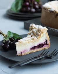 Einfaches Rezept Fur Kase Kirsch Kuchen Mit Butterstreuseln Rezept Kirschkuchen Mit Streusel Kuchen Einfach Backen
