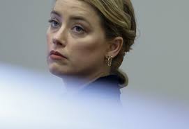 Agentul de securitate al lui Johnny Depp a văzut-o pe Amber Heard lovindu-l  pe actor: „L-am luat de acolo pentru siguranța lui”