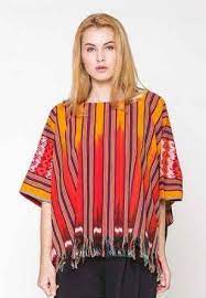 Modifikasi kain tenun jadi gaun panjang kembang /. 10 Model Baju Tenun Ikat Untuk Pria Dan Wanita Tahun 2021