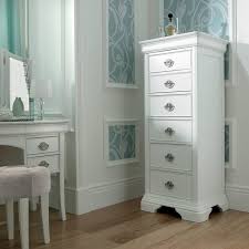 Like all evolur tall chests it can serve as a changing surface by adding a contour pad (sold separately). Chantilly White 6 Drawer Tall Chest Bedroom Furniture Bentley Designs