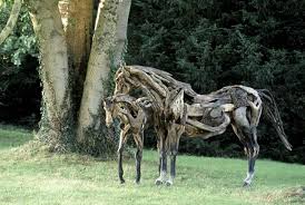 Heather Jansch Et Ses Majestueuses Sculptures De Chevaux En Bois Flotte Sculpture De Cheval Sculpture En Bois Flotte Art En Bois