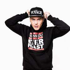 He was born in 1990s, in millennials generation. Leon Machere Youtube Wiki Fandom