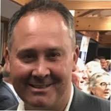 Brett Bartlett's Instagram, Twitter & Facebook