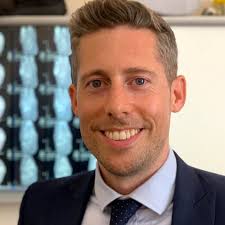 Find and consult with the best doctors across the world