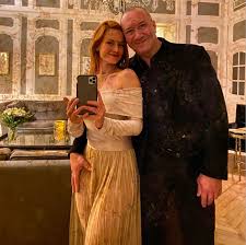 Pero ahora la celebración se hizo más grande cuando se realizó su segunda boda en un castillo de cuentos de hadas. Altair Jarabo Se Casara En Paris Y Nos Cuenta Todos Los Detalles De Su Boda