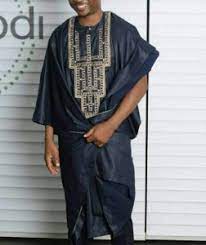 A younger brother to the ace comedian, ay, yomi casual is a fashion designer of international repute but, strangely, prefers to address and see himself as a 'tailor' instead of carrying himself with the. 100 Latest Agbada Designs Styles For Men June 2021