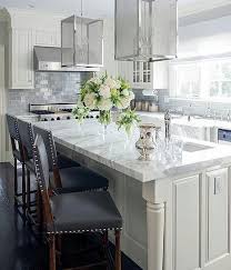 2 298 Mentions J Aime 30 Commentaires Cecelia Thewelldressedhouse Sur Instagram Kitchen Goa Home Kitchens White Kitchen Design Kitchen Cabinets Decor