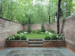 Pin By Katie Swanson On Garden Small Backyard Landscaping Small Garden Design Backyard Landscaping