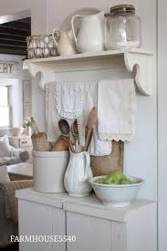 I Want To Add Brackets And Hanging Bar Like This Under Kitchen Cabinets For Hanging Utensils And Tow Shabby Chic Kitchen Farmhouse Kitchen Decor Chic Kitchen