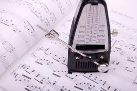 This guide will teach you how to use a metronome and offer an overview of the different types of metronomes available. How Metronomes Work Howstuffworks