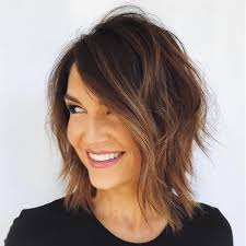 Ricordate anche che di norma per poter eliminare le doppie punte (tra le cause principali del crespo) è sufficiente . Tagli Capelli Folti Ecco I Migliori Tra Cui Scegliere Alexim Parrucchieri