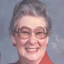 Lisa Pangle's Instagram, Twitter & Facebook