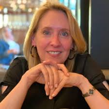 What a fabulous ending to #ClimateWeekNYC with Lucy Piper in front of our  #EscapeTheChamber billboard in the heart of Times Square!