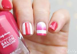 Die häufigsten fehler beim malen. Pinke Nagel Mit Herzen Valentinstag Nageldesign Mit Anleitung