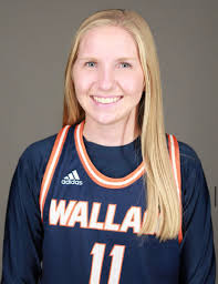 Hallie Holmes (@hallieholmess11)