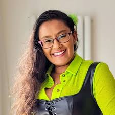 🎙️ We interrupt your regularly scheduled content with a quick bit of  holiday spam.