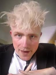 Robert Kik's Instagram, Twitter & Facebook