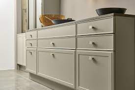 Torino lack exquisite torino lack matte facades virtuously bring the concept of a new classics to life, bringing art deco elements into modern kitchen space. Torino Lack Modern Farmhouse Kitchen Front Nolte Kuechen Com