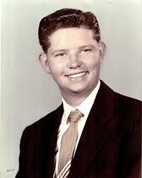 Paul Ream's Instagram, Twitter & Facebook