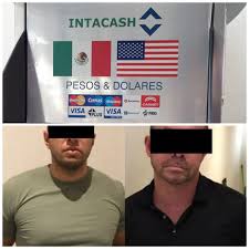 No soy líder de una mafia, nadie me dice el tiburón, ese apodo fue inventado por hacer una. Fbi Sigue Pista De El Tiburon Acusado De Ser Lider De Mafia Clona Tarjetas En Cancun Quinta Fuerza