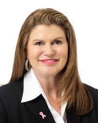 Annie Mcshane's Instagram, Twitter & Facebook