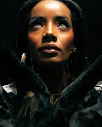 Portrait & Wedding Photographer