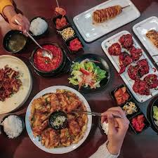 Up until a few years ago, finding halal mulmegol is a local vegetarian restaurant in jeju island that was originally a cozy traditional home. 14 Best Halal Korean Restaurants In Kl Muslim Friendly Korean Bbq Fried Chicken And More Klook Travel Blog