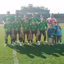 Comenzó el partido en el Estadio Luis Troccoli.