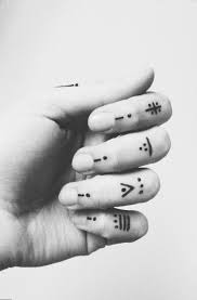 Best Finger Tattoos Designs For Girls Henna Tattoo Henna Tattoo Designs Hand Henna