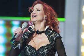 Rékasi károly a nyári motorbalesete óta először állt nyilvánosság elé. Rekasi Karoly 24 Hu 4 Oldal