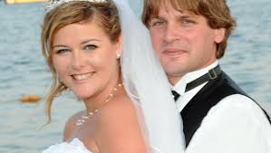 Weddings: Laura Ann O'Neill and Troy Adam Levesque