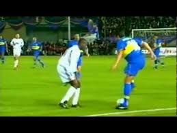 Enrique riquelme ha asegurado en una entrevista a 'el confidencial' que le gustaría competir en unas elecciones pero. Riquelme Vs Real Madrid Intercontinental 2000 Youtube