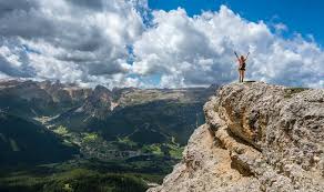 Weil die einteilung letzterer aber gar nicht so leicht ist, sind wir auf insgesamt 15 gipfel. Osterreich Das Land Der Berge Und Seen Weg De Reisemagazin