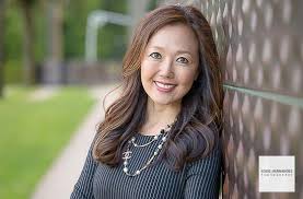 How to prepare for a corporate headshot? Women S Professional Business Headshots Linkedin Profile Pictures