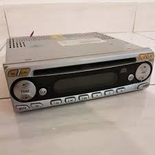 Radio kereta viva saya dah rosak sedikit, jadi saya pun rasa macam nak tukar radio barulah, boleh letak reverse camera sekali untuk lebih mu. Original Perodua Viva Head Unit Radio Cd Player Auto Accessories On Carousell