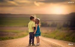 Baby Girl Kiss To Boy On The Road Hd Kids Kiss Wallpaper Cute Love Images Kids Kiss Love Couple Wallpaper