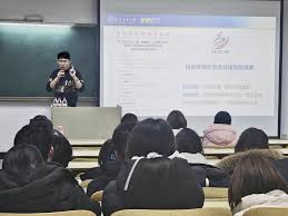 理学院举办创新创业教育专题讲座赋能学生双创成长-365体育官网_ ...