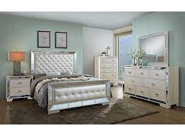 Lights Camera High Style Glam The Hollywood Hills 4 Piece King Bedroom Set Has It All Featuring Mirror Ac Bedroom Set Bedroom Sets Queen King Bedroom Sets