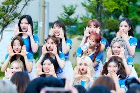 Check out this fantastic collection of loona wallpapers, with 48 loona background images for your desktop, phone or tablet. Loona Pics On Twitter Loona But Make It Ot12