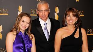 Drew pinsky, the globally recognized specialist known for loveline, celebrity rehab, teen mom, and more. Dr Drew S Daughter Opens Up About Her Eating Disorder Abc News