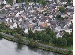 Sie möchten ein haus kaufen in koblenz? Haus Zum Verkauf 56073 Koblenz Lay Mapio Net