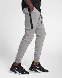 Calça Nike Sportswear Tech Fleece Jogger Masculina Nike Sportswear Tech Fleece Men S Joggers Nike Com Mens Joggers Mens Sportswear Mens Athletic Wear