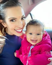 Ellen Bryan (@_EllenBryan)