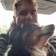 Roger Jordan Hicks‎